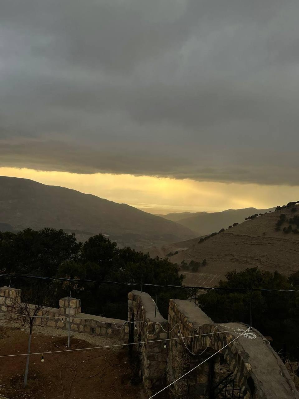 Heritige Inn Jordan Al-Qasr ภายนอก รูปภาพ